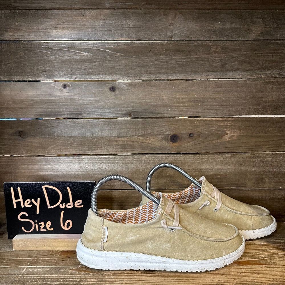 Womens Hey Dude Wendy Wheatfields Beige Slip On Casual Comfort Shoes Size 6 M